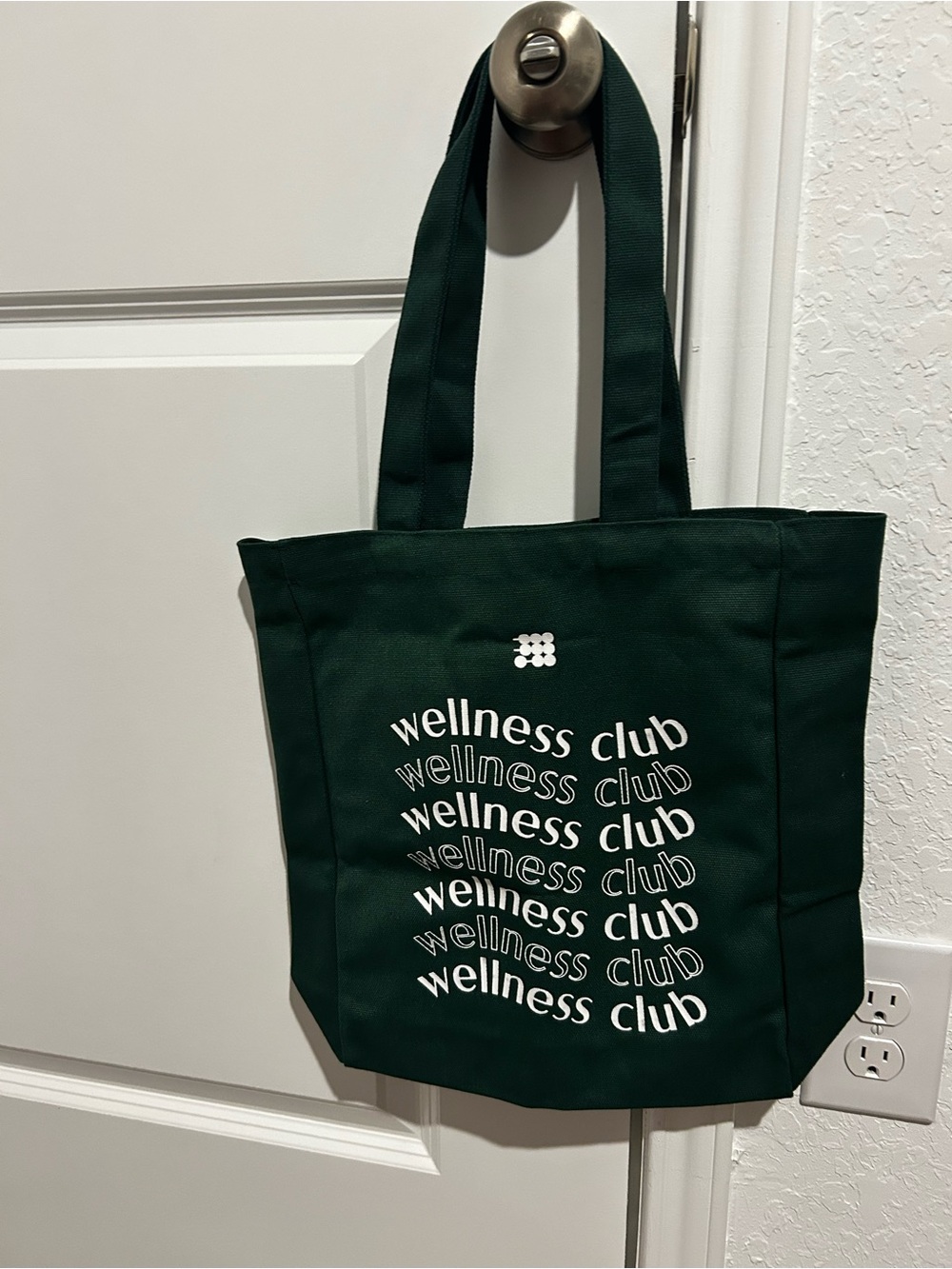 Cubitt Green Wellness Club Tote nwot